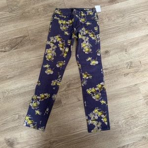🆕 Jessica Simpson- Cropped Skinny Jeans